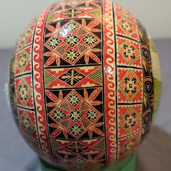 Pysanka Ostrich Egg/Ukrainian Easter Egg - Picture 4 of 9